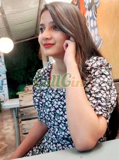 Puja, call girl in Chennai