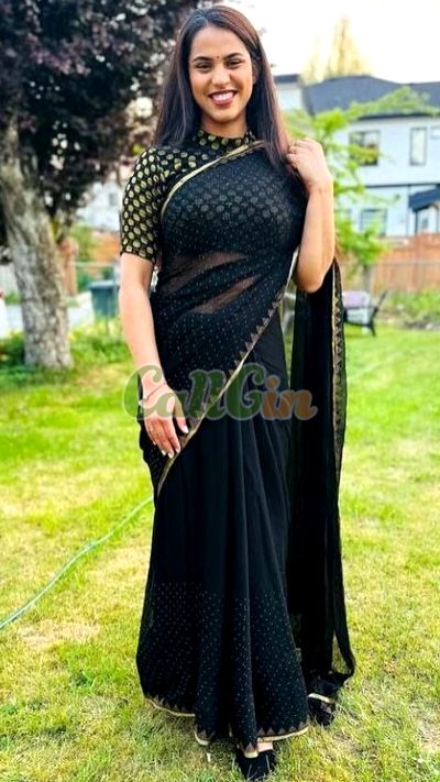 Harshita Singh, escort in Thane