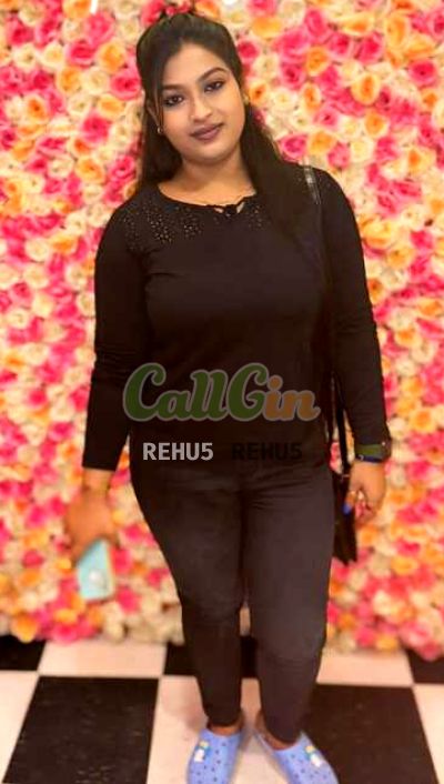 Moumita Mondal, call girl in Esplanade (Kolkata)