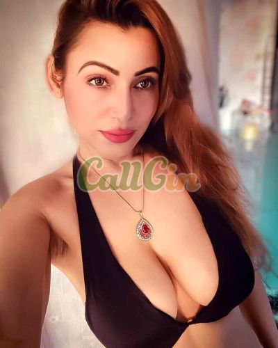 Arohi Kapoor, escort in Bangalore