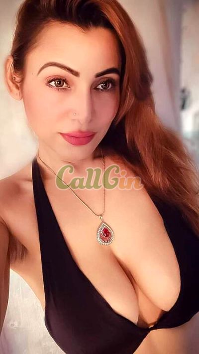 Arohi Kapoor, escort in Bangalore