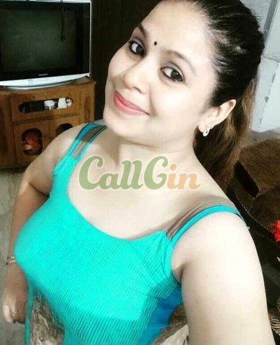 Rakhi, call girl in Connaught Place
