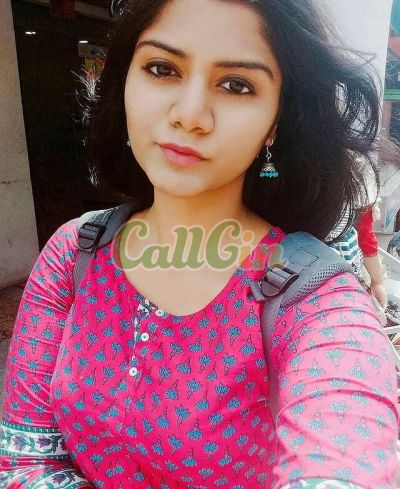 Dimple, escort in Bangalore