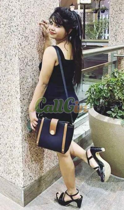 Madhu, escort in Hadapsar (Pune)
