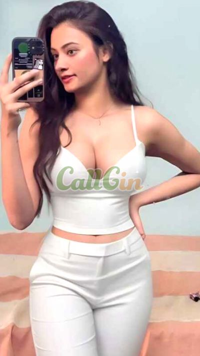 Radhika Walia, call girl in Mumbai