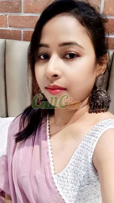 Radhika, call girl in Gachibowli (Hyderabad)