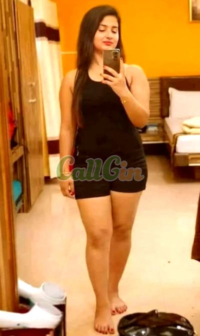 Somiya Sharma, call girl in Koramangala (Bangalore)
