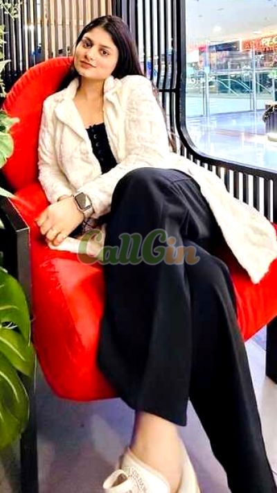 Heena, call girl in Chennai