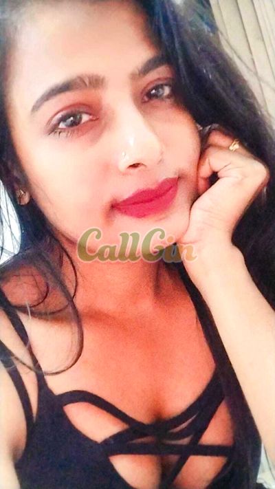 Riya Mishra, call girl in Koramangala (Bangalore)