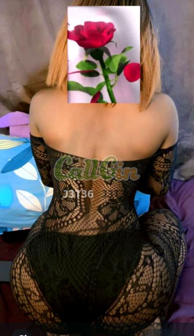 Flower, call girl in Pune