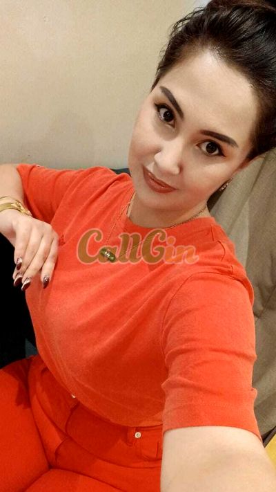 Divya Singh, call girl in Andheri (Mumbai)