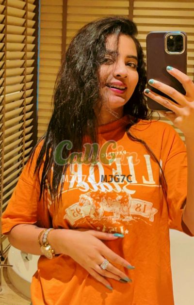 Maya, call girl in Anna Nagar (Chennai)