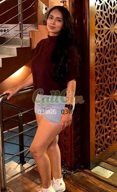 Prachi, escort in Pune
