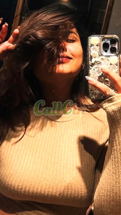 Simran, call girl in Koramangala (Bangalore)