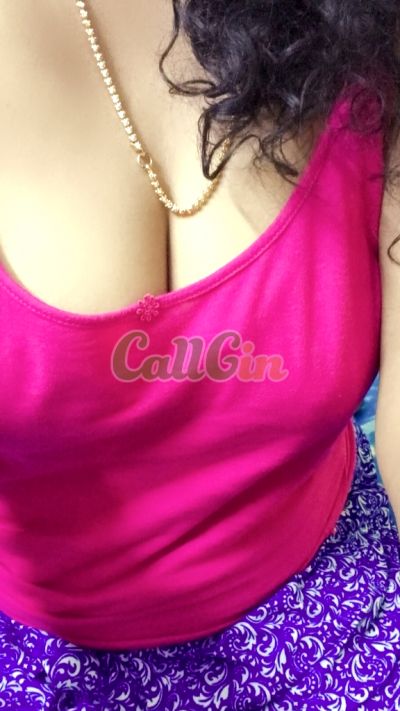 Varshini, call girl in Chennai