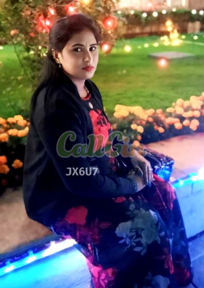 Sandhya, call girl in Marathahalli (Bangalore)