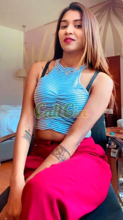 Priya Reddy, call girl in Banjara Hills (Hyderabad)