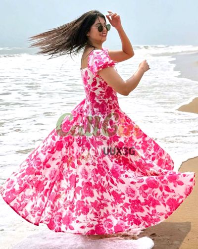 Anushka, escort in Shivajinagar (Pune)