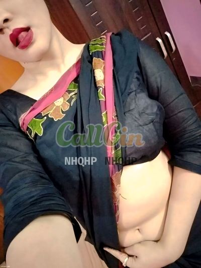 Himanshi Sharma, call girl in Ahmedabad