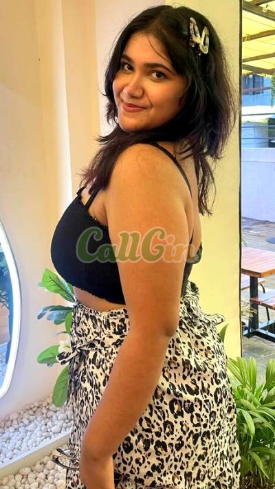 Monika 9203499684, call girl in Pune