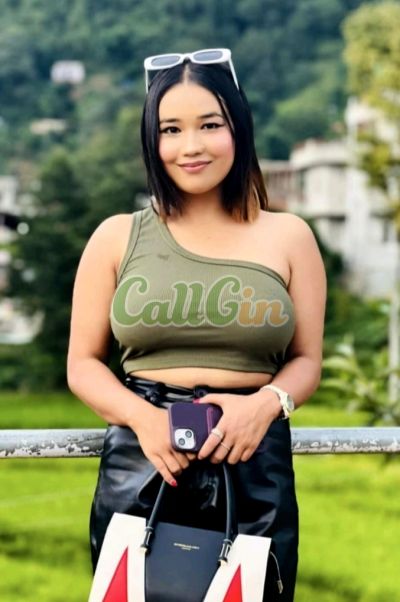 Ankita 7470917452, call girl in Koregaon Park (Pune)