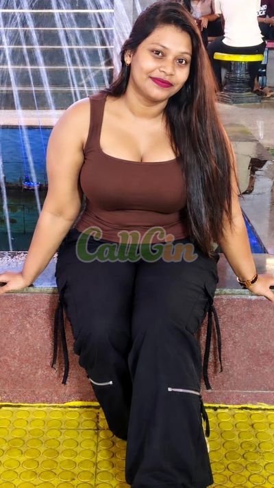 Aamira Khan 7760800675, call girl in Koramangala (Bangalore)