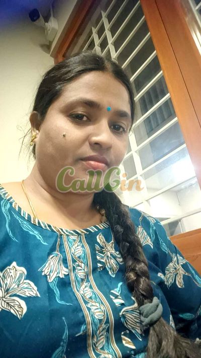 Radhika Roy 9972473587, call girl in Whitefield (Bangalore)