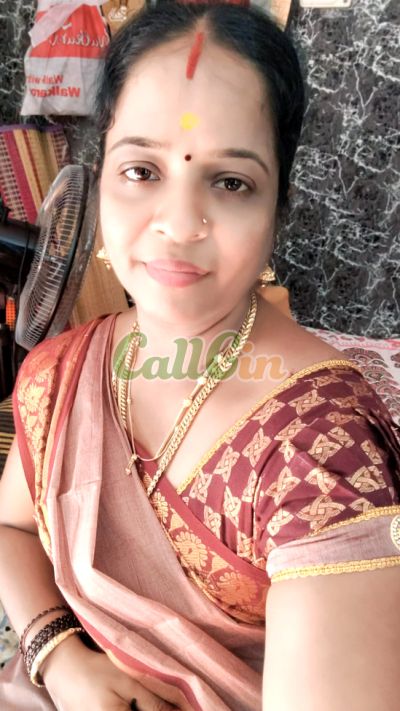 Divya 7904020288, escort in Chennai